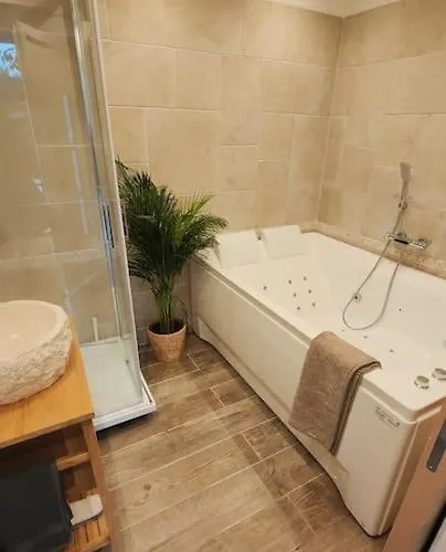 Le Petit Clos * Chelles (Seine-et-Marne)